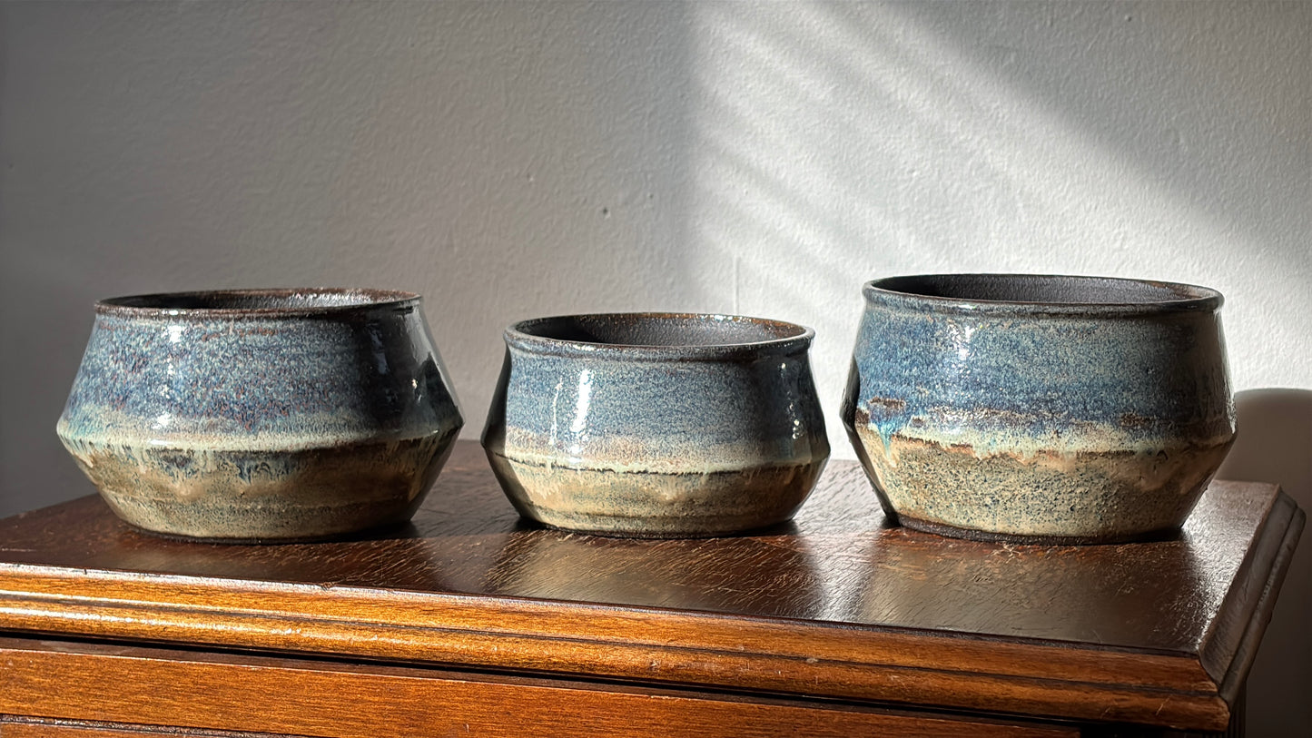 Planter in Root Rain